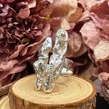 Ladda upp bild till gallerivisning, Öppen ring med fritt format silver