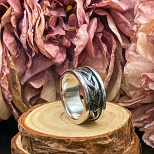 Ladda upp bild till gallerivisning, Ring med oxiderad fläta