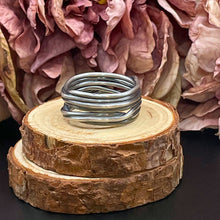 Ladda upp bild till gallerivisning, Virad oxiderad ring