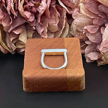 Ladda upp bild till gallerivisning, STRONG