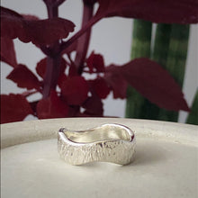 Ladda upp bild till gallerivisning, Waves - Ring